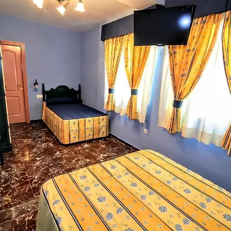 Turisticos La Fonda Apartment *